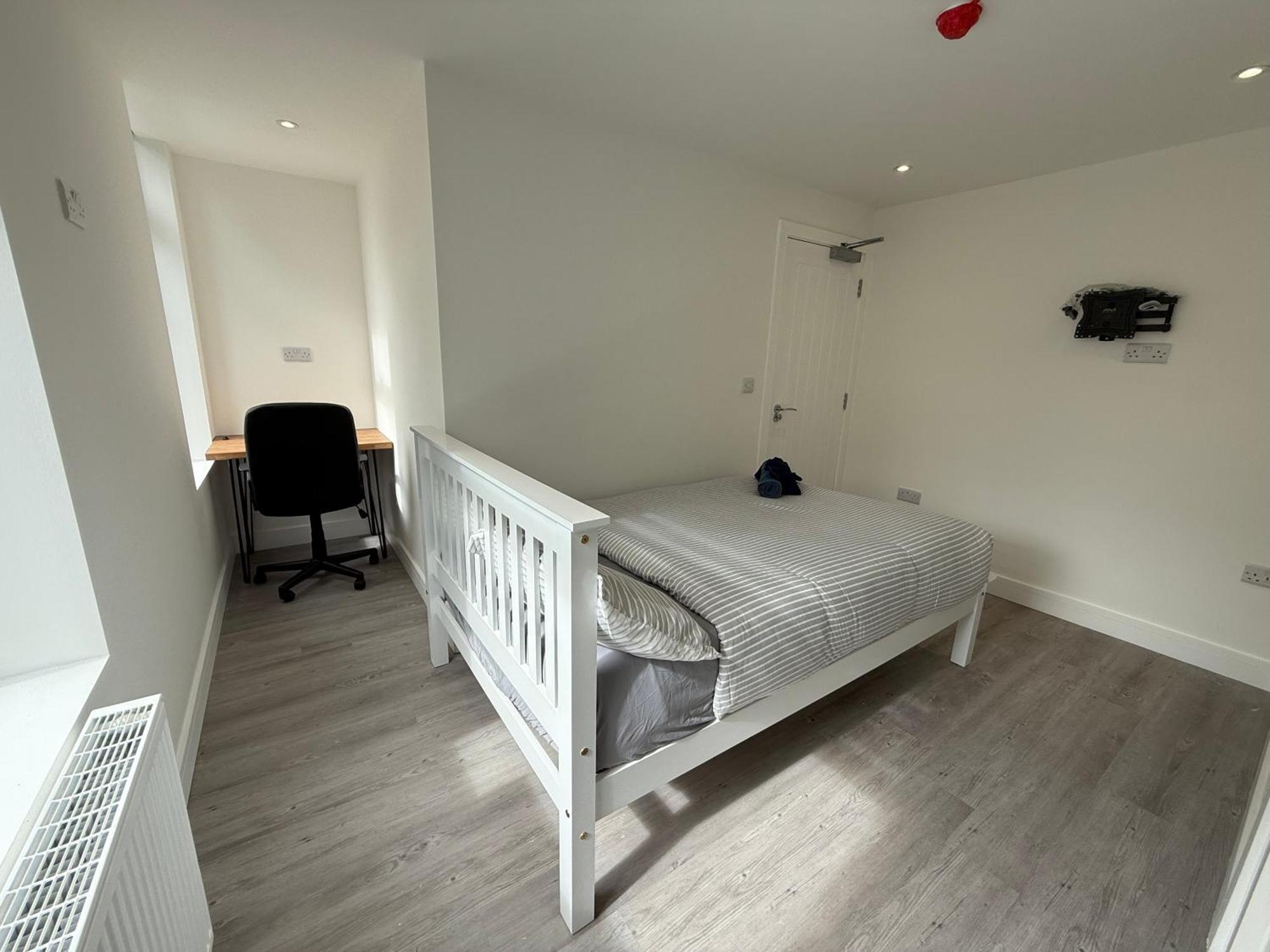 Moorfields Guest house